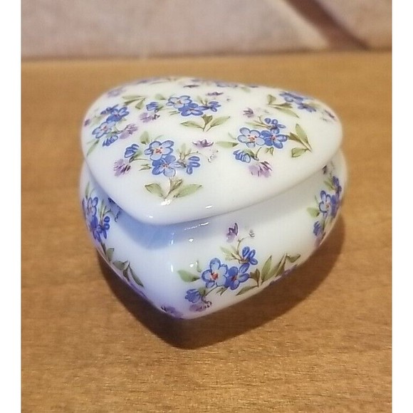 Limoges Other - Limoges LEC Fine Blue Flower Heart Shape Valentine Old French France Trinket Box